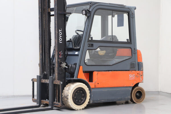 Toyota 7FBMF30 (Ref: NF54)