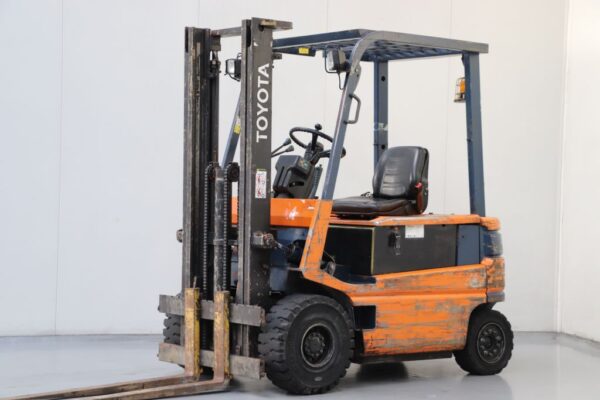 Toyota FBM25 (Ref: OB90)