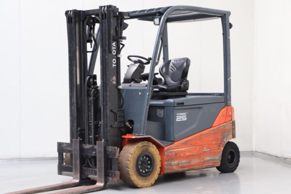 Toyota 8FBMT25 (Ref: OH44)