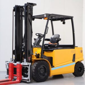 Hyundai 40B-9 (Ref: NH42)
