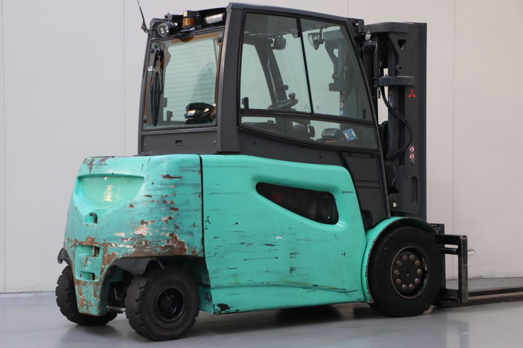 Mitsubishi FB40 2 (Ref: NS52) - Imagen 2