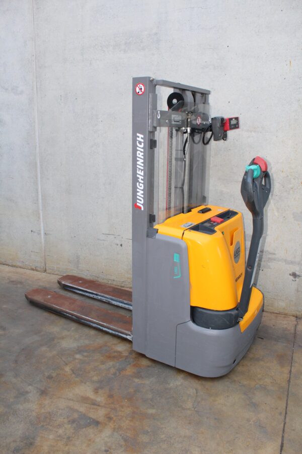 Jungheinrich EJC 110 250 ZT LI-ION Ref. 7883 de segunda mano