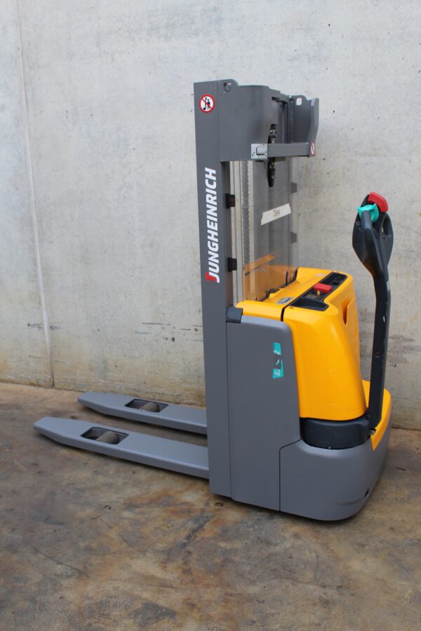 Jungheinrich EJC 112 250 ZT Ref. 7884 de segunda mano