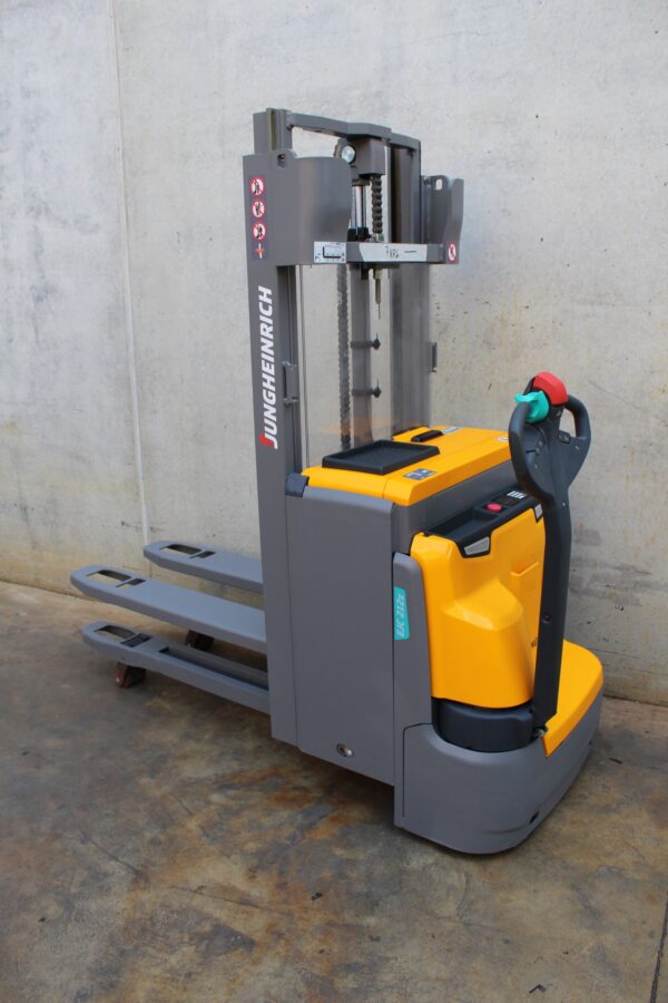 Jungheinrich EJC 212z 250 ZT Ref. 7886 de segunda mano
